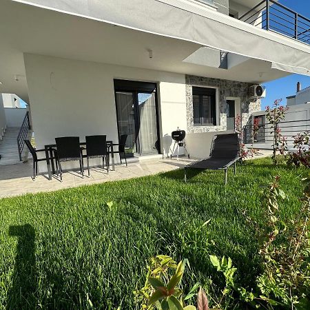 Olea Suites 2 Néa Mudaniá Kültér fotó