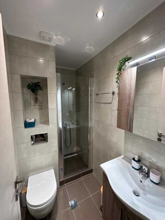 Olea Suites 2 Néa Mudaniá Kültér fotó